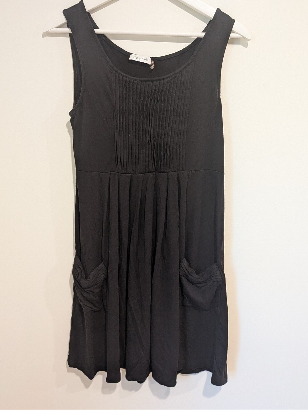 Calvin Klein Black Sleeveless Mini Dress (size 4) Soft, flowy Date LBD